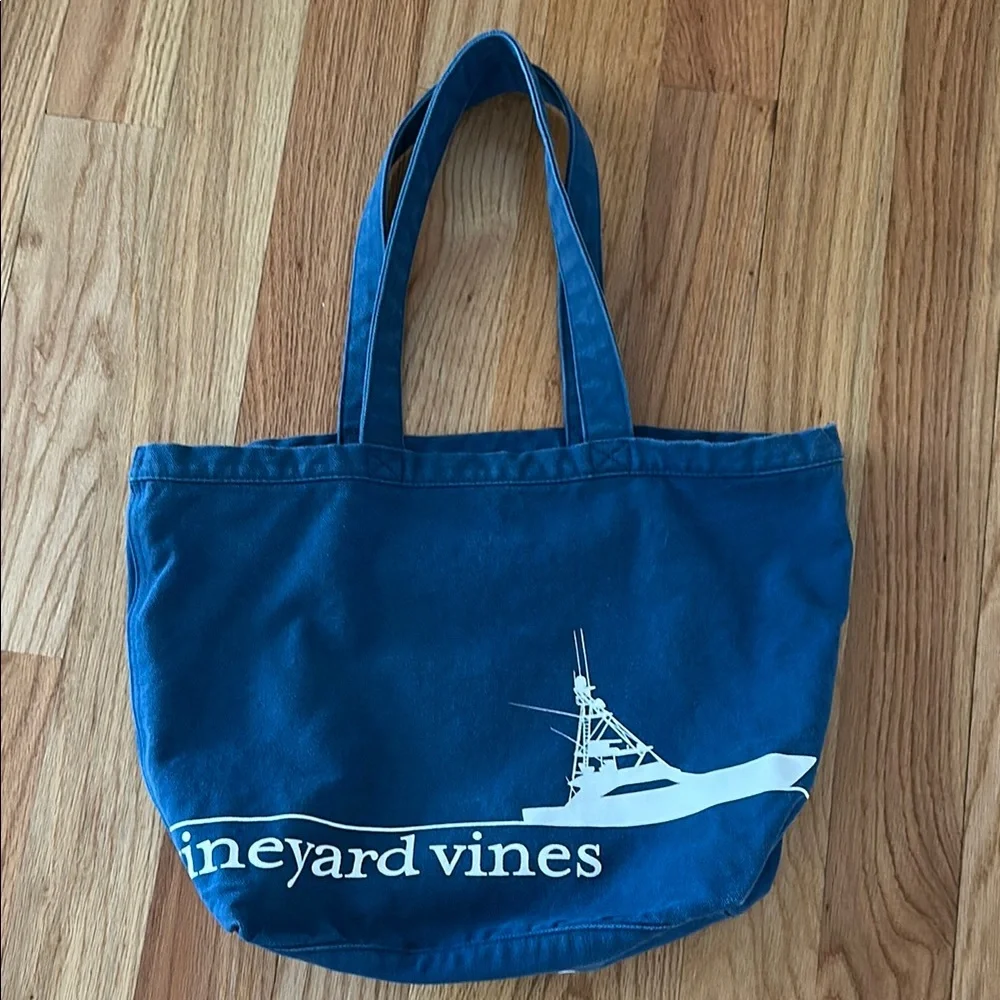 Vineyard Vines Denim Tote - Picture 1 of 4